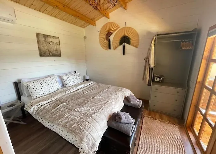 The Retreat - Oak 펜션 Corfu (city)